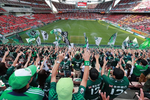 17明治安田生命 ｊ２リーグ 第27節 松本山雅fc 2 5 名古屋グランパス 松本山雅fc